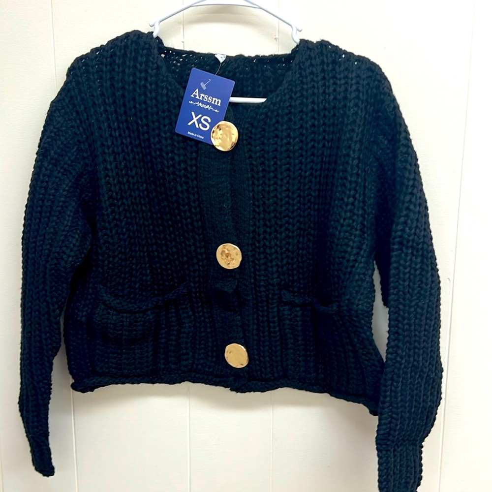 Ladies cardigan. NWT